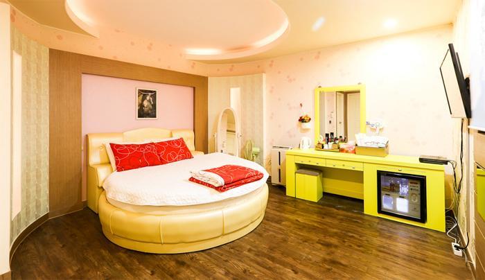 Hole In One Hotel Sacheon Pokój zdjęcie